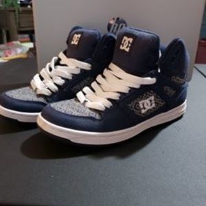 DC Shoes, Hightops, Size 8, Narrow